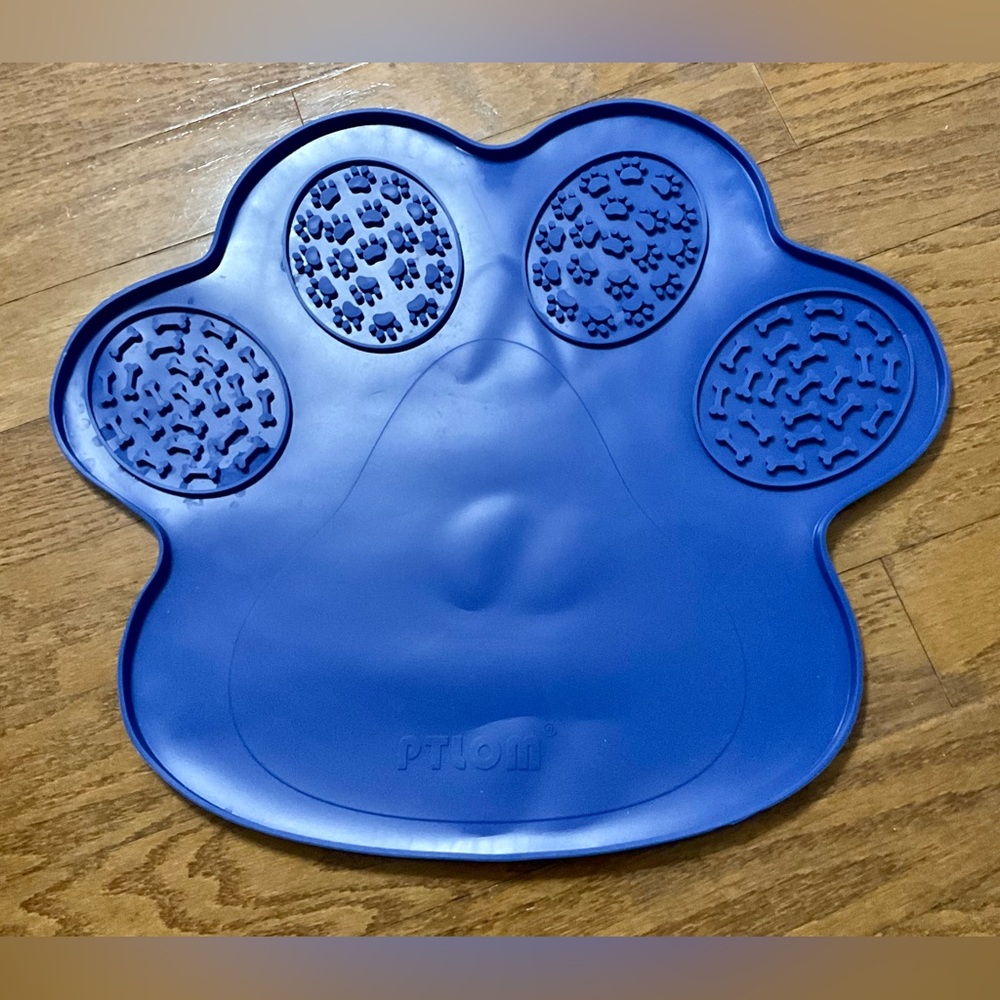 💥⚡️HP⚡️💥Ptlom Extra large thick mat. of blue color. for slow feeders for dogs